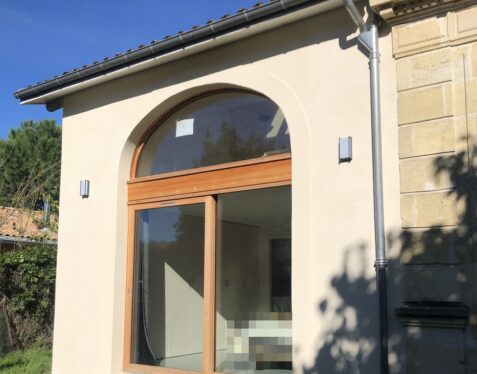 rénovation échoppe façade pierre borderlaise, enduit chaux, hydrogommage, bordeaux