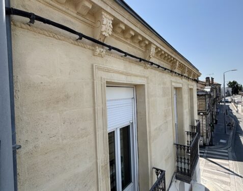 ravalement immeuble façade pierre bordelaise, enduit chaux, hydrogommage, badigeon bordeaux talence