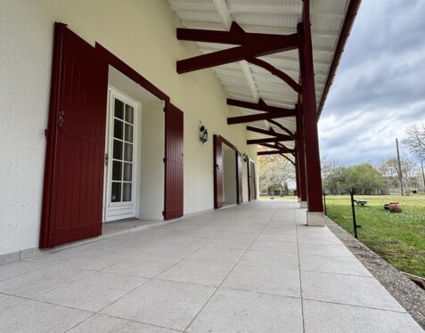 rénovation-peinture-enduit-boiserie-façade-bazas-langon